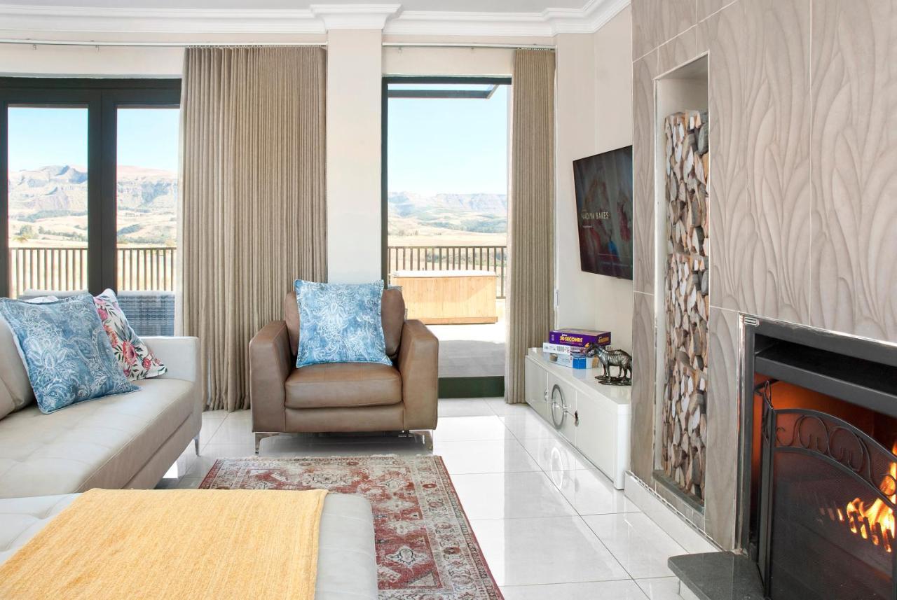 Eleven on Tumbleweed Appartement Champagne Valley Buitenkant foto
